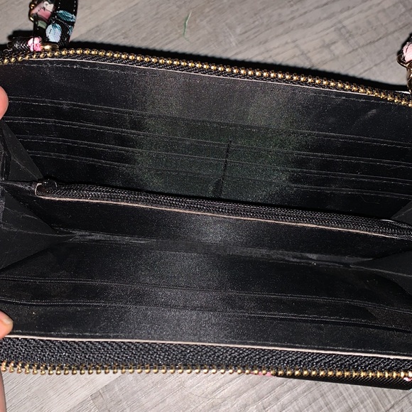 Crossbody wallet/ small purse - Picture 3 of 5